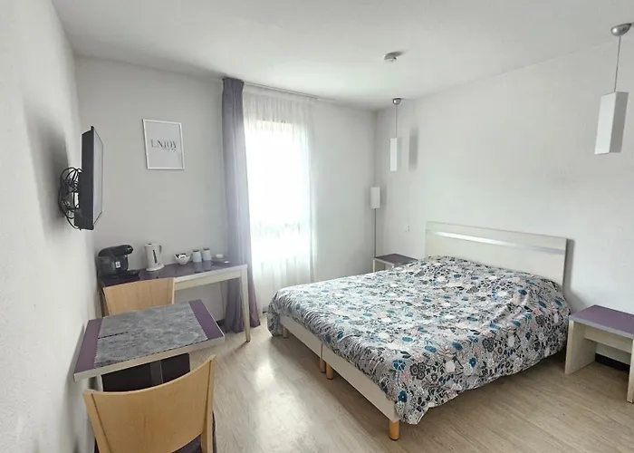 Moderne Et Equipe Centre