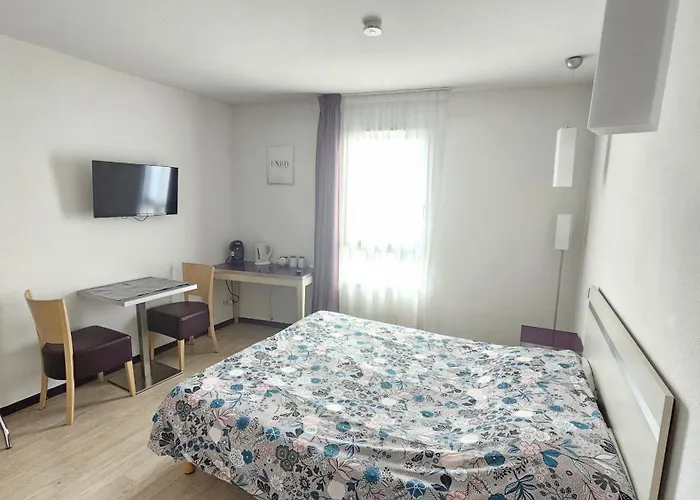 Апартаменти Moderne Et Equipe Centre Лурд